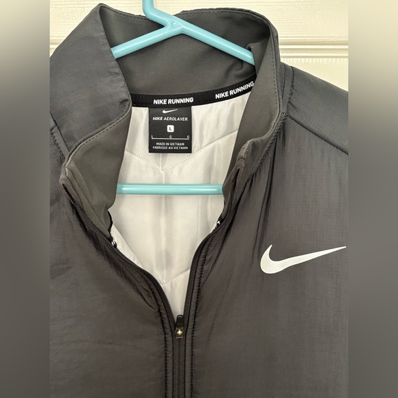 Nike Men's Charcoal Performance Jacket - Picture 4 of 6